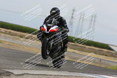 media/May-26-2025-Lets Ride (Mon) [[3bf1de1d65]]/A Group/12pm (Wheelie Bump)/